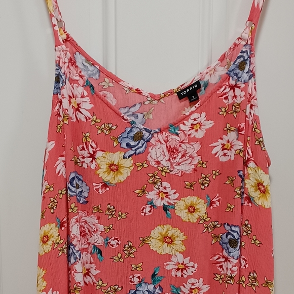 Torrid floral spaghetti strap tank - Picture 2 of 5
